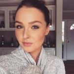Carolyn deleon