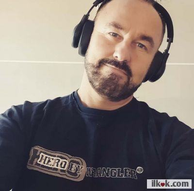 Love music,anyway i'm having a wonderful time
