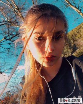 look my tits pic? email me (missloycestreich@gmail.com) with subject"y...