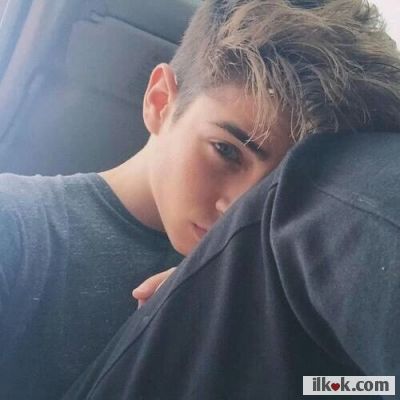 if any girls like me drop a msg :heart1: