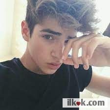 i wanna marry u girls :embracehug1::embracehug1: