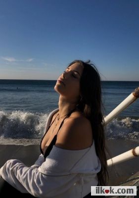 ⁣Quite soon the main individuals left without a sweetheart will be me and Wendell the school janitor, and he possesses an aroma like windex. 
"Basically you know he's as yet accessible."