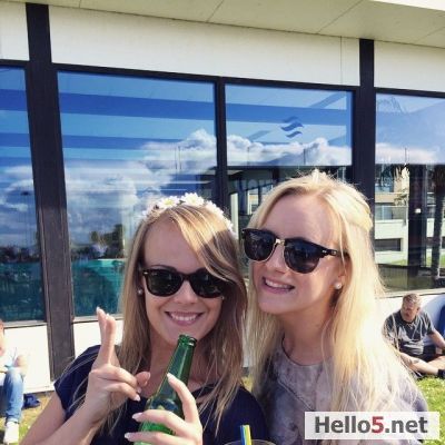 I'm with my best buddy