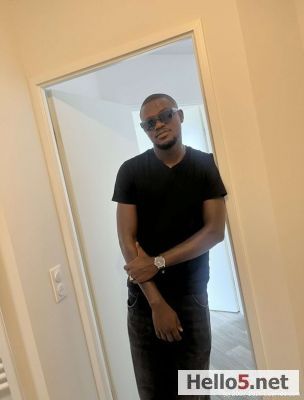 Hello. I'm Living in France. I need a woman for serious relationship. My friend told me here is the besst free dating site for serious relationships and the reason why I'm here....