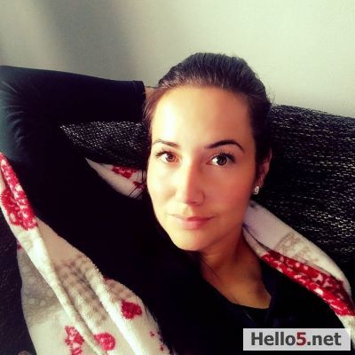 Hello everyone this is new to me and would like to find someone to spend the rest of my life with you can leave your digits behind or read my profile and get a hold of me if only you’re interested