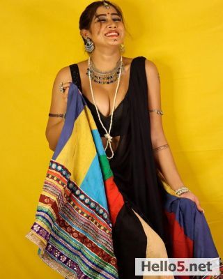 Smile 😁 because life is difficult 🇮🇳😔