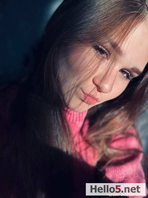 Мне 26. Люблю книги и длинные прогулки. Хочу познакомиться с интересным человеком.