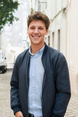 i need a open relationship who is ready