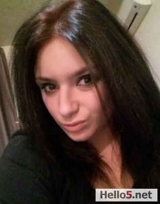 Ma numesc Ioana şi doresc sa cunosc un barbat cu capul pe umeri care stie sa se comporte cu o femeie.