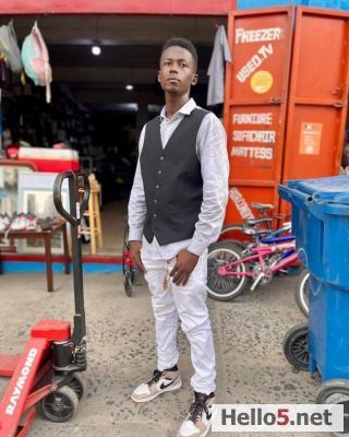 hello5 am new here guys and I'm searching for a real good relationship