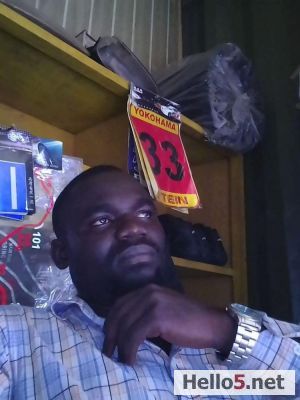 Hi Akua,how is searching going?have you find someone.Am kwaku Bright from Ghana.hopevto hear from you dear